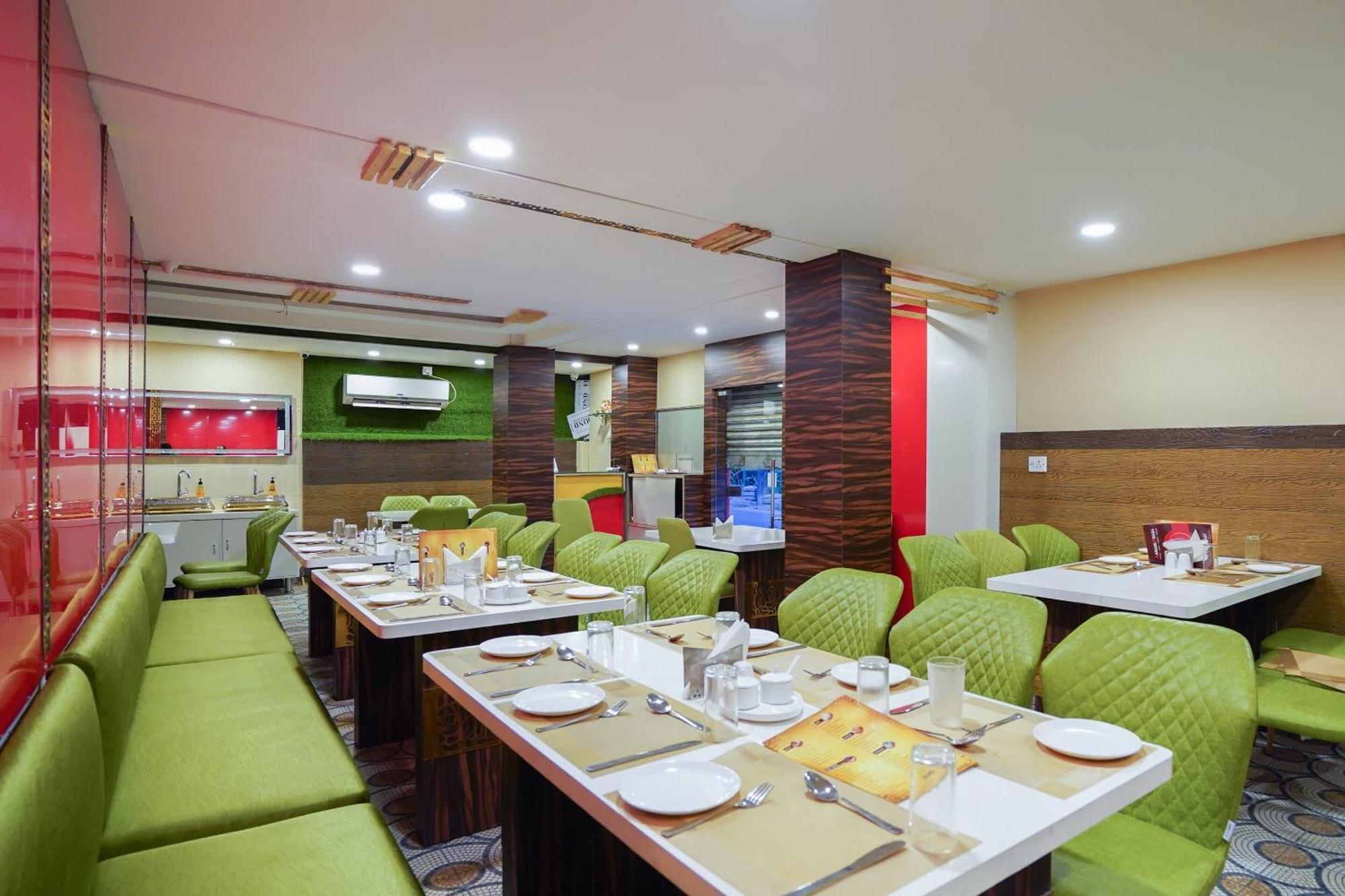 Jādabpur Hotel O Amaze מראה חיצוני תמונה